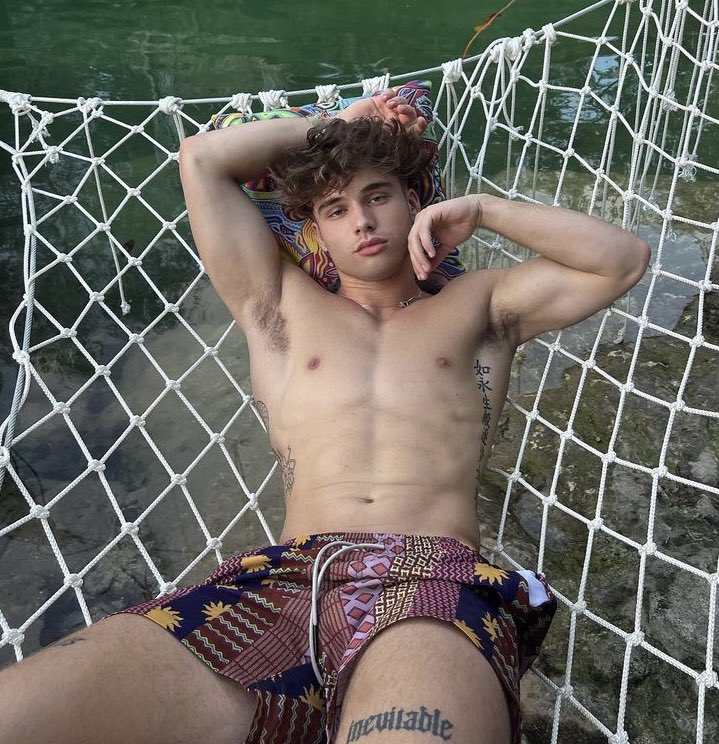 hot-stud-on-hammock.jpeg