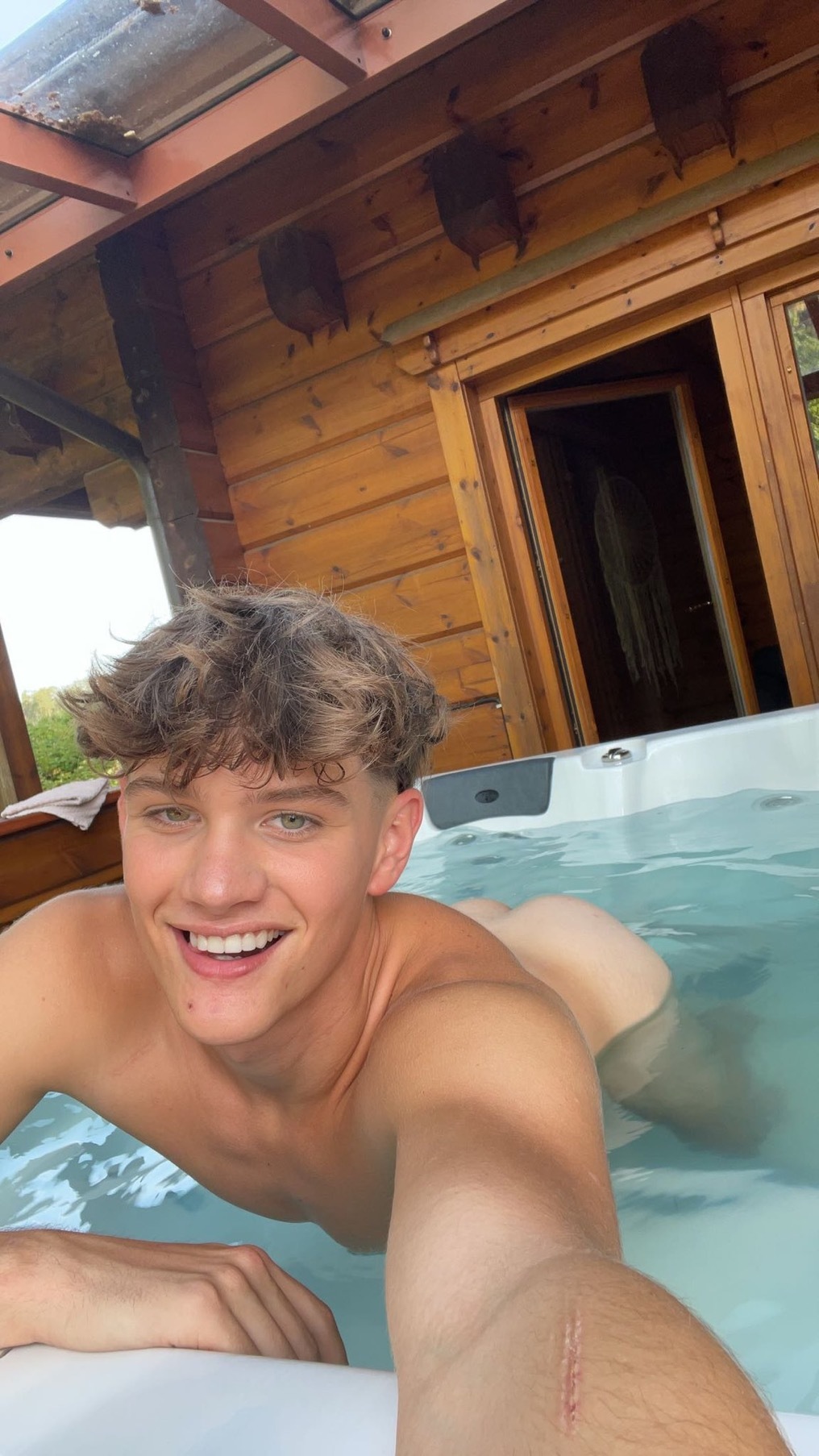 super-hot-naked-boy-hot-tub-nude.jpeg