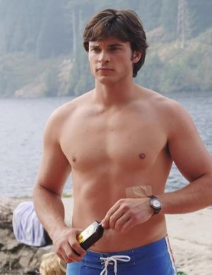 tom-welling-shirtless.jpg