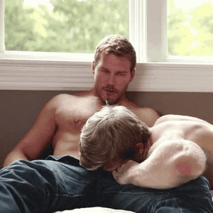 chris-hemsworth-gay-sex.gif