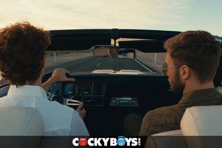 Daniel- lips-Sean (1).jpg