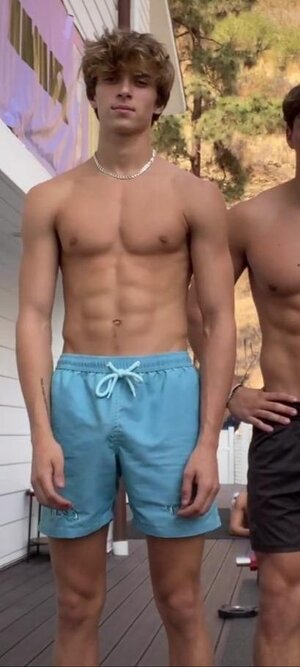 IMG_1915.jpeg IMG_1915.jpeg