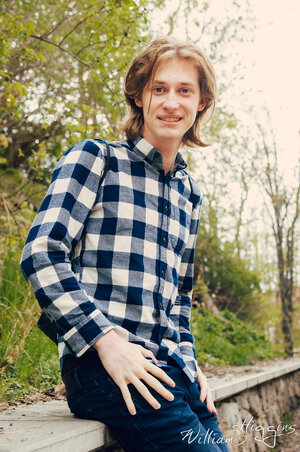 Axel str Hntng (1).jpg