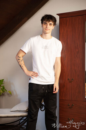 BERTHOLD HLPNG HAND (1).jpg