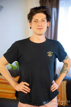 LEOS GAY BTM (1).jpg