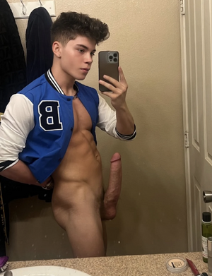 college-guy-selfie-massive-cock.png