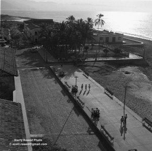 Malecon near Los Arcos.jpg