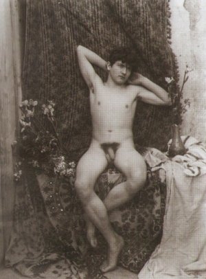 tumblr_oe0n8s79DM1radmcao1_400 (1).jpg