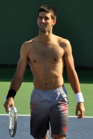 novak-djokovic-shirtless-tennis-lessonl.jpg
