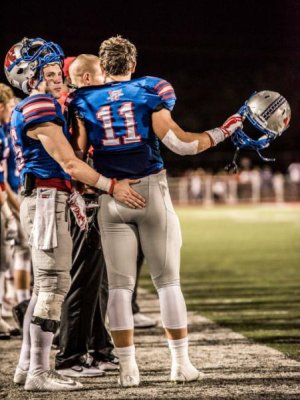 hot-guys-football .jpg