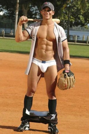 75589a47ff742524a64451e4ffe0fe44--hot-baseball-players-baseball-guys.jpg