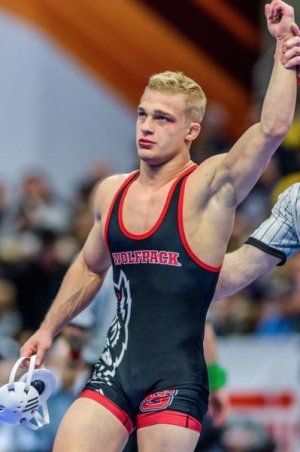 16-popular wrestler, diff unitorm.jpg