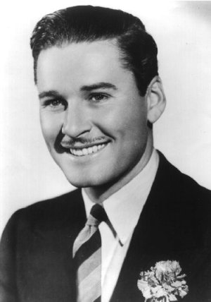 Erroll Flynn 2.jpg