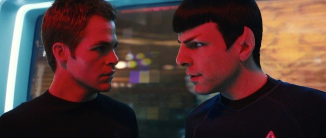 star_trek_chris_pine_zachary_quinto.jpg