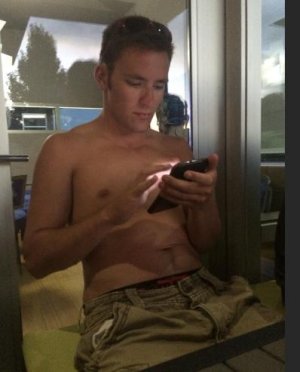 Screen Shot 2022-02-11 at 10.12.41 PM.jpg Screen Shot 2022-02-11 at 10.12.41 PM.jpg