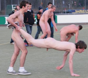 naked-men-sports-team-nude.jpg