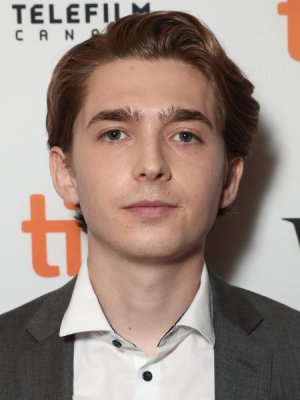 Austin Abrams.jpg