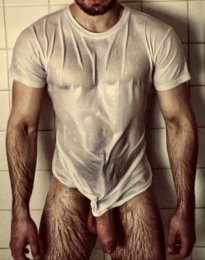 hairy wet tee.jpg