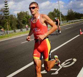 18 Sam Betten  triathlon.jpg