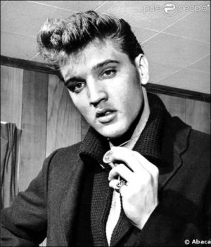 elvis-presley-1-8.jpg