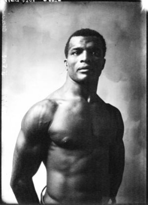 10 Frank Crozier, Paris 1909.jpg