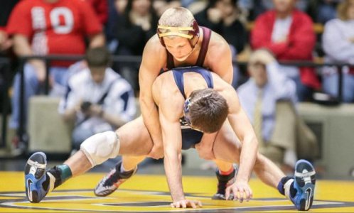 29  Zach Sanders (Minnesota) vs Nico Megaludis (Penn State).jpg