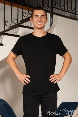 Jonas Kaiser bi vers (1).jpg