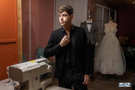 Brysen fucks Joey (1).jpg