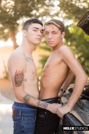 Ashtin fucks Jacob (4).jpg