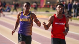 9 Andre_Smith_100_meters_Winthrop.jpg